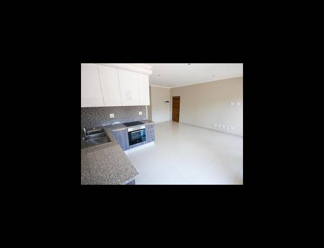 2 BEDROOM APARTMENT TO LET IN UMHLANGA RIDGE